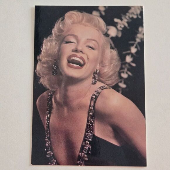 Vintage Marilyn Monroe Laughing Postcard of a Publicity Photograph - Picture 1 of 4